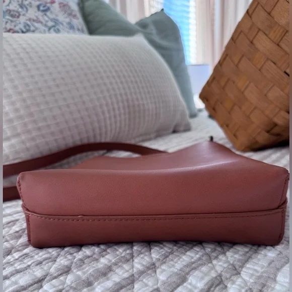 Street Level Crossbody Bag with Brass Handles - Picture 5 of 8